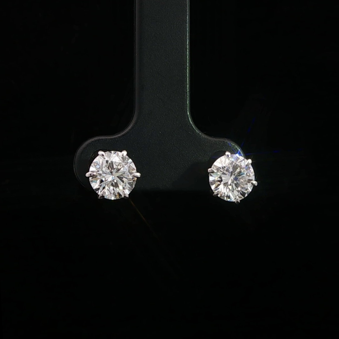 Diamond Solitaire Stud Earrings in Platinum
