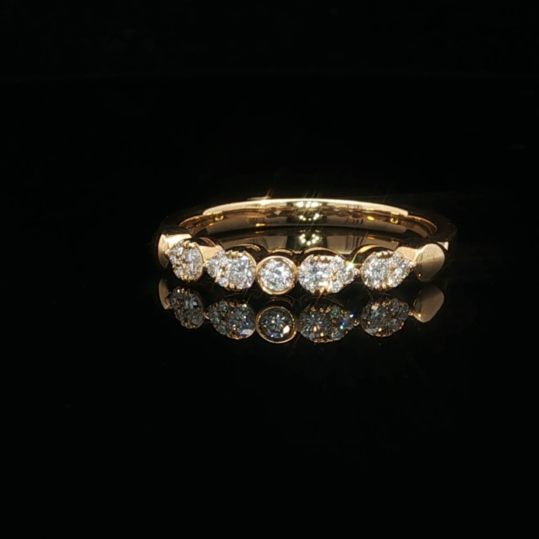 Diamond Wedding Band in 18ct Yellow Gold | Brinkhaus Jewellers Australia
