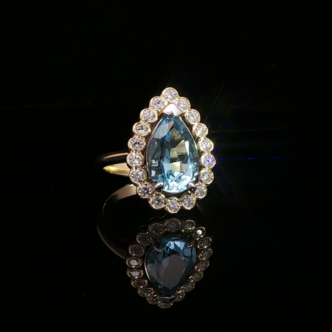Pear-Shaped Aquamarine & Diamond Halo Ring in 18ct Yellow Gold Perth