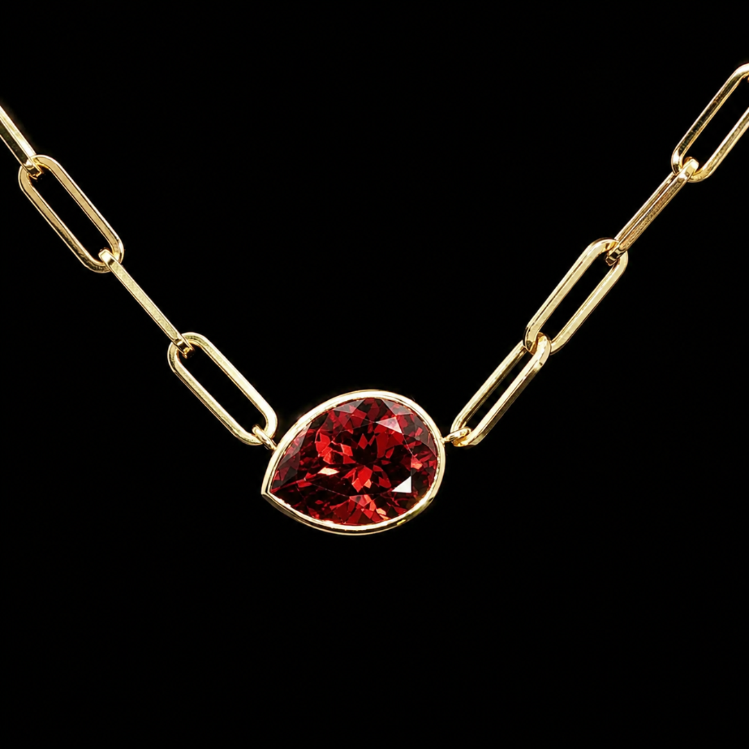 Pear-Shaped Spessartine Garnet Necklace in 18ct Yellow Gold
