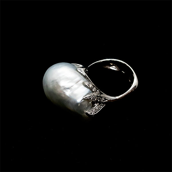 Baroque Pearl Ring