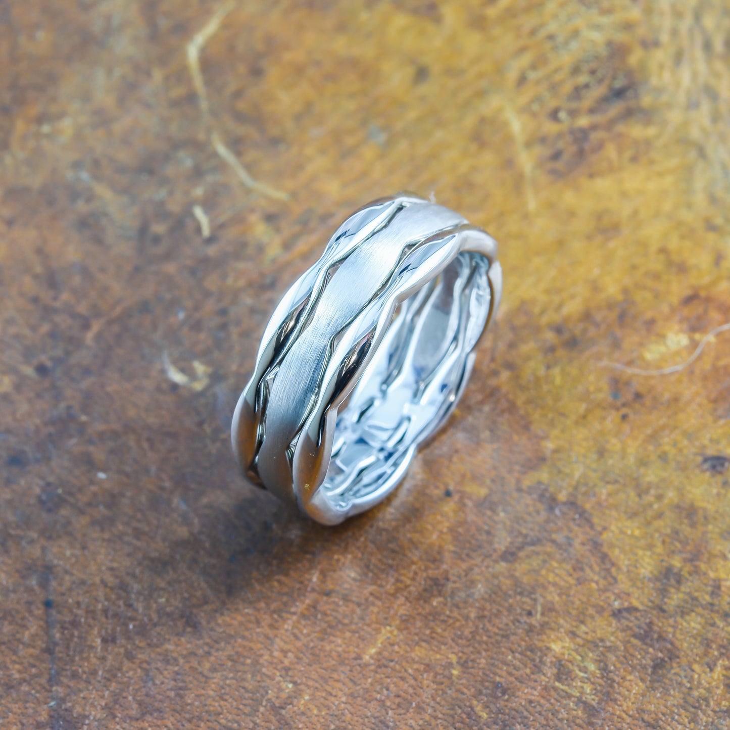 Men's Band in 18ct white gold - Perth Weddings
