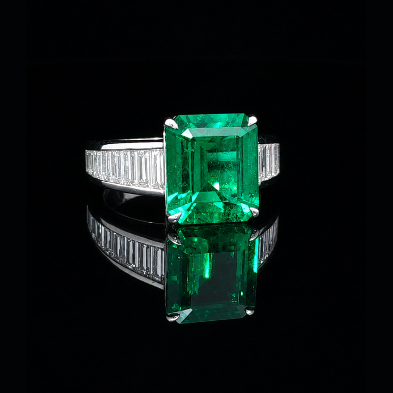 Emerald_Cut_Colombian_Emerald_Ring_in_Platinum | Brinkhaus Jewellers Claremont 