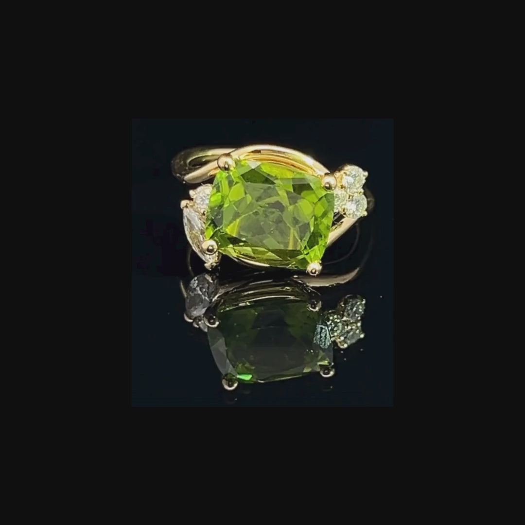 Cushion-Cut Peridot & Diamond Ring in 18ct Yellow Gold Perth