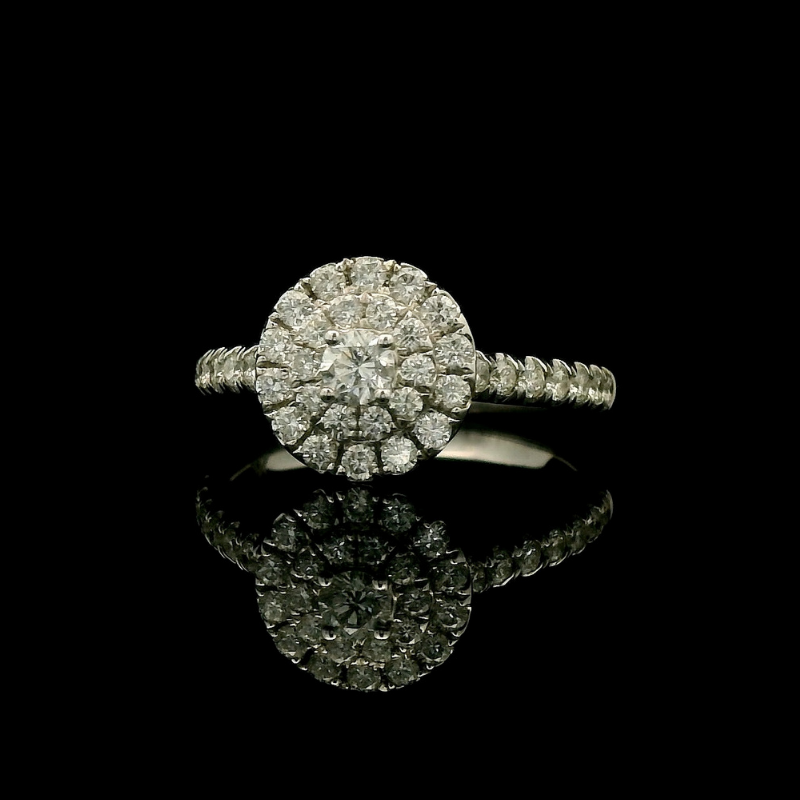 Diamond Halo Ring in 18ct White Gold
